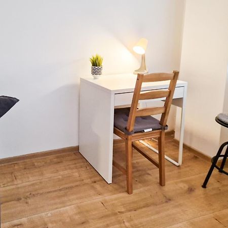 ורשה Maroks Zolwia Apartment מראה חיצוני תמונה