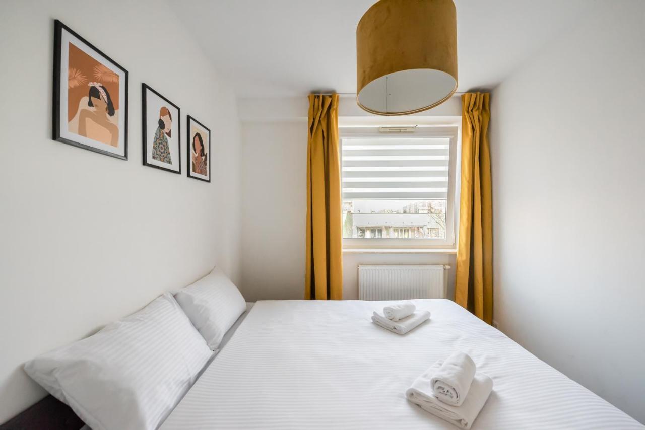 ורשה Maroks Zolwia Apartment מראה חיצוני תמונה