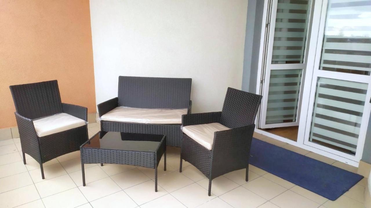 ורשה Maroks Zolwia Apartment מראה חיצוני תמונה